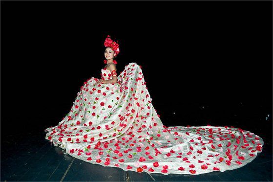 美容美发化(huà)妆比赛(sài)作品 美容美发化(huà)妆比赛作品