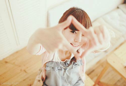 拍照(zhào)姿势大全 拍照姿势大全(quán)